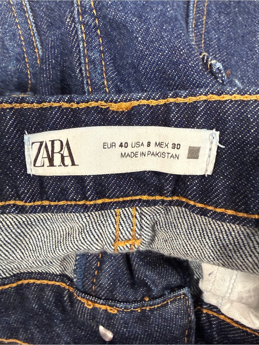 Zara Denim Shorts Size 8 Medium Wash High Rise Jean Shorts Classic Casual - Picture 9 of 10